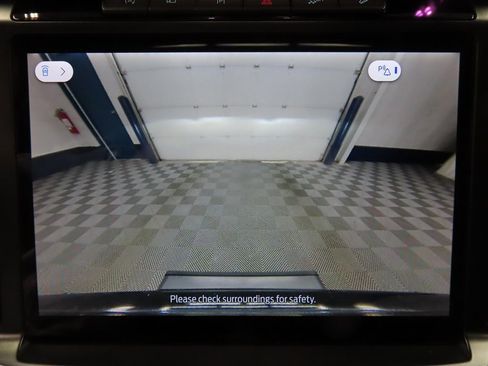 Used 2024 Ford F150 Platinum w/ FX4 Off-Road Package image 20