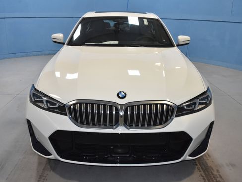 New 2026 BMW 330i xDrive Sedan w/ M Sport Package image 22