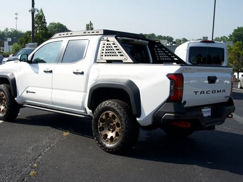 Used 2026 Toyota Tacoma 4x4 Double Cab Hybrid image 5