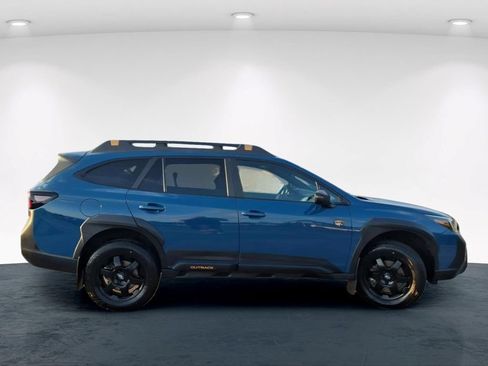Used 2022 Subaru Outback Wilderness AWD/4WD image 5