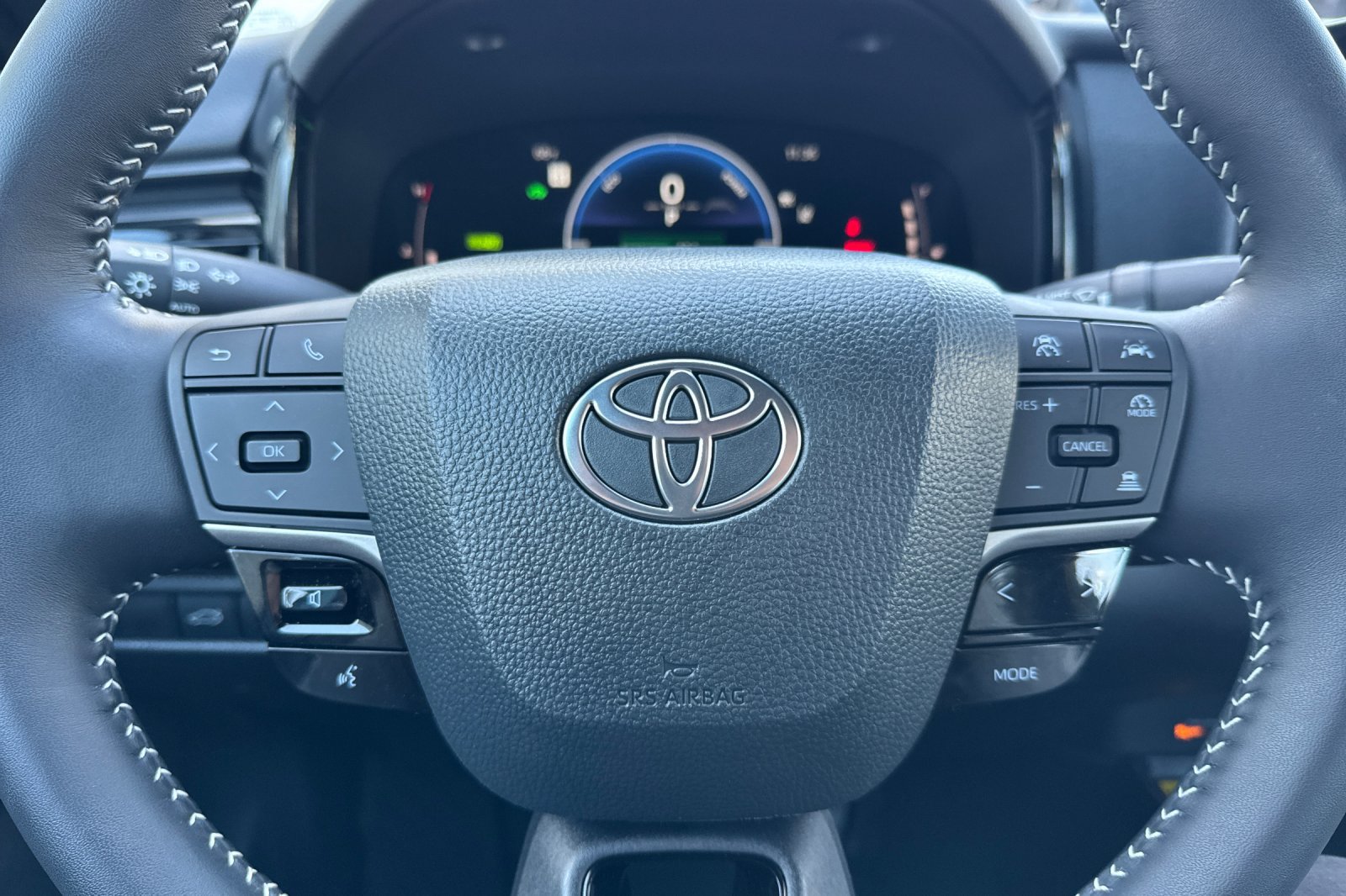 Certified 2026 Toyota Camry SE w/ Convenience Package FWD image 29