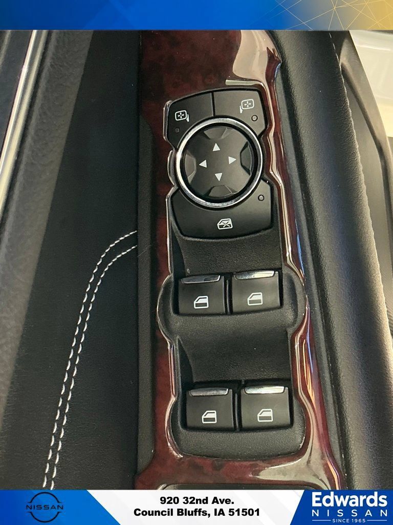 Used 2021 Ford Edge Titanium AWD/4WD image 22