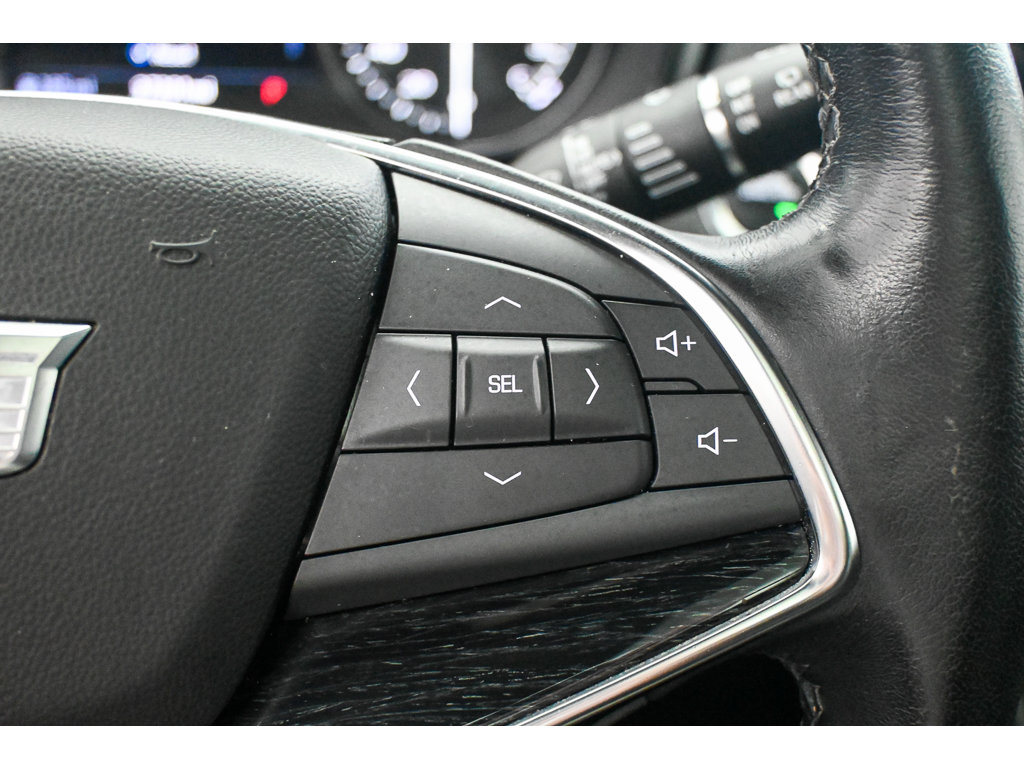 Used 2024 Cadillac XT5 Premium Luxury w/ Technology Package AWD/4WD image 40