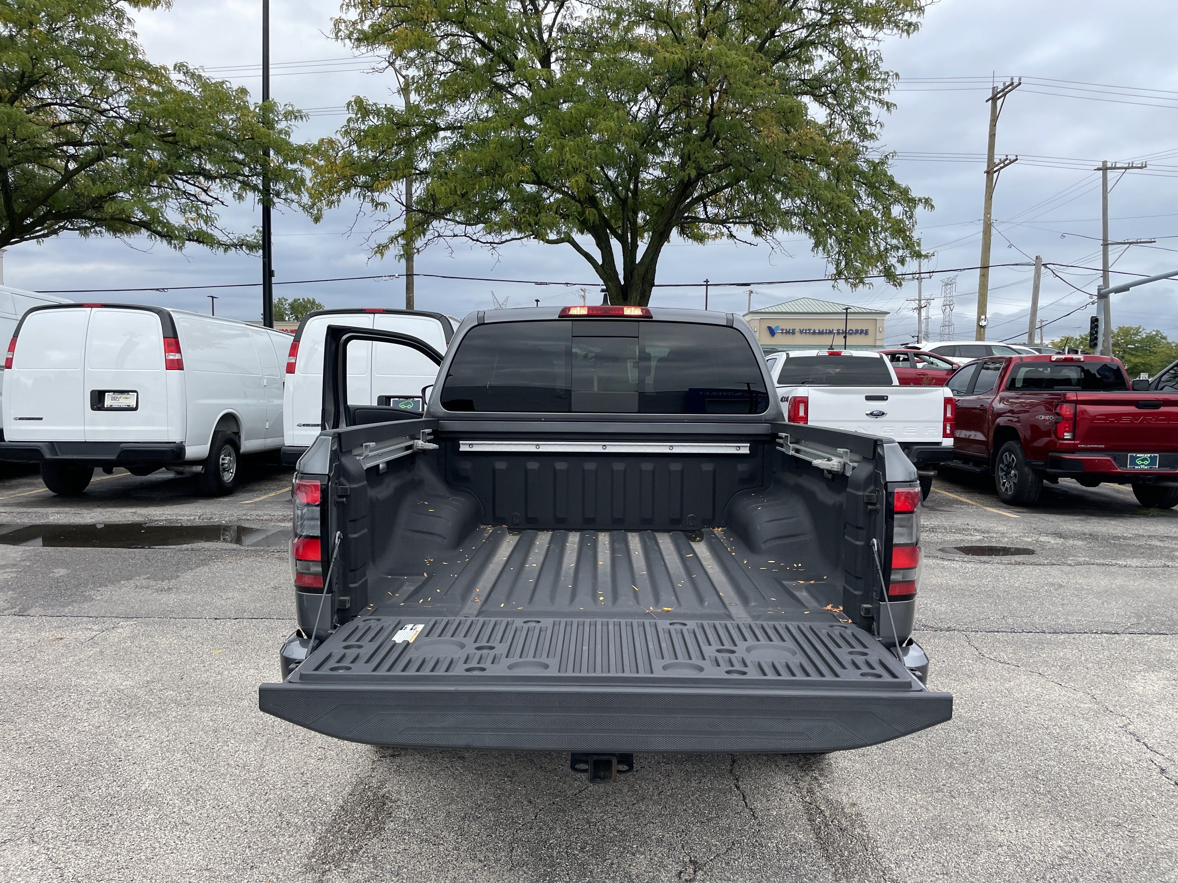 Used 2023 Nissan Frontier PRO-4X w/ Pro Convenience Package AWD/4WD image 11