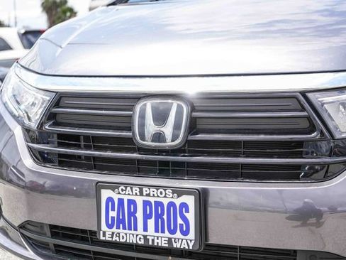 Certified 2024 Honda Odyssey Touring image 7