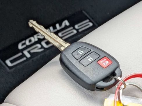 Used 2026 Toyota Corolla Cross L FWD image 35