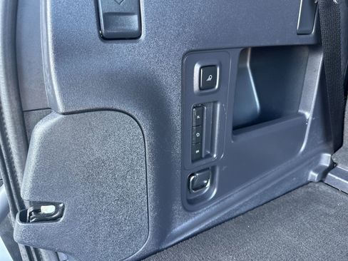 Used 2025 Ford Expedition Active RWD image 11