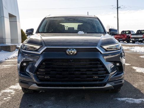 Used 2024 Toyota Grand Highlander Limited image 6