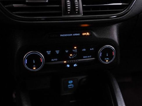 Used 2023 Ford Escape ST-Line image 21