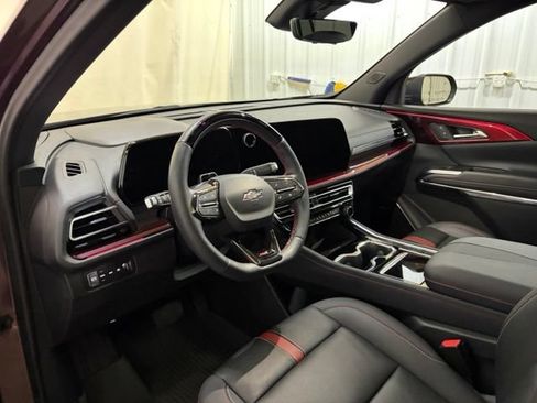 Used 2024 Chevrolet Traverse RS AWD/4WD image 38