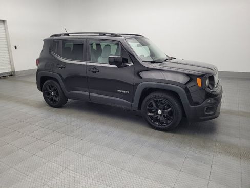 Used 2015 Jeep Renegade Latitude image 11