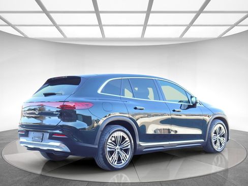 Used 2023 Mercedes-Benz EQS 450+ 4MATIC SUV w/ Pinnacle Trim Package image 8