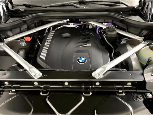 New 2026 BMW X7 xDrive40i image 14