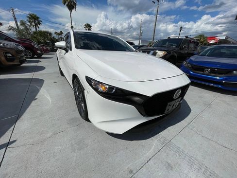 Used 2024 MAZDA MAZDA3 s FWD image 3