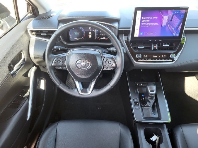 Used 2026 Toyota Corolla Cross XLE AWD/4WD image 25