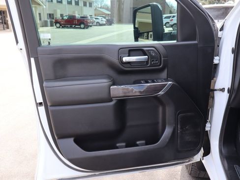 Used 2022 Chevrolet Silverado 3500 LTZ w/ LTZ Plus Package image 23