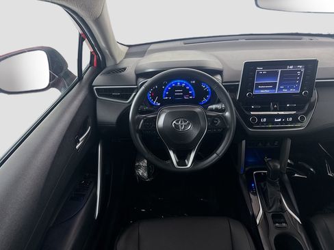 Used 2022 Toyota Corolla Cross XLE FWD image 17