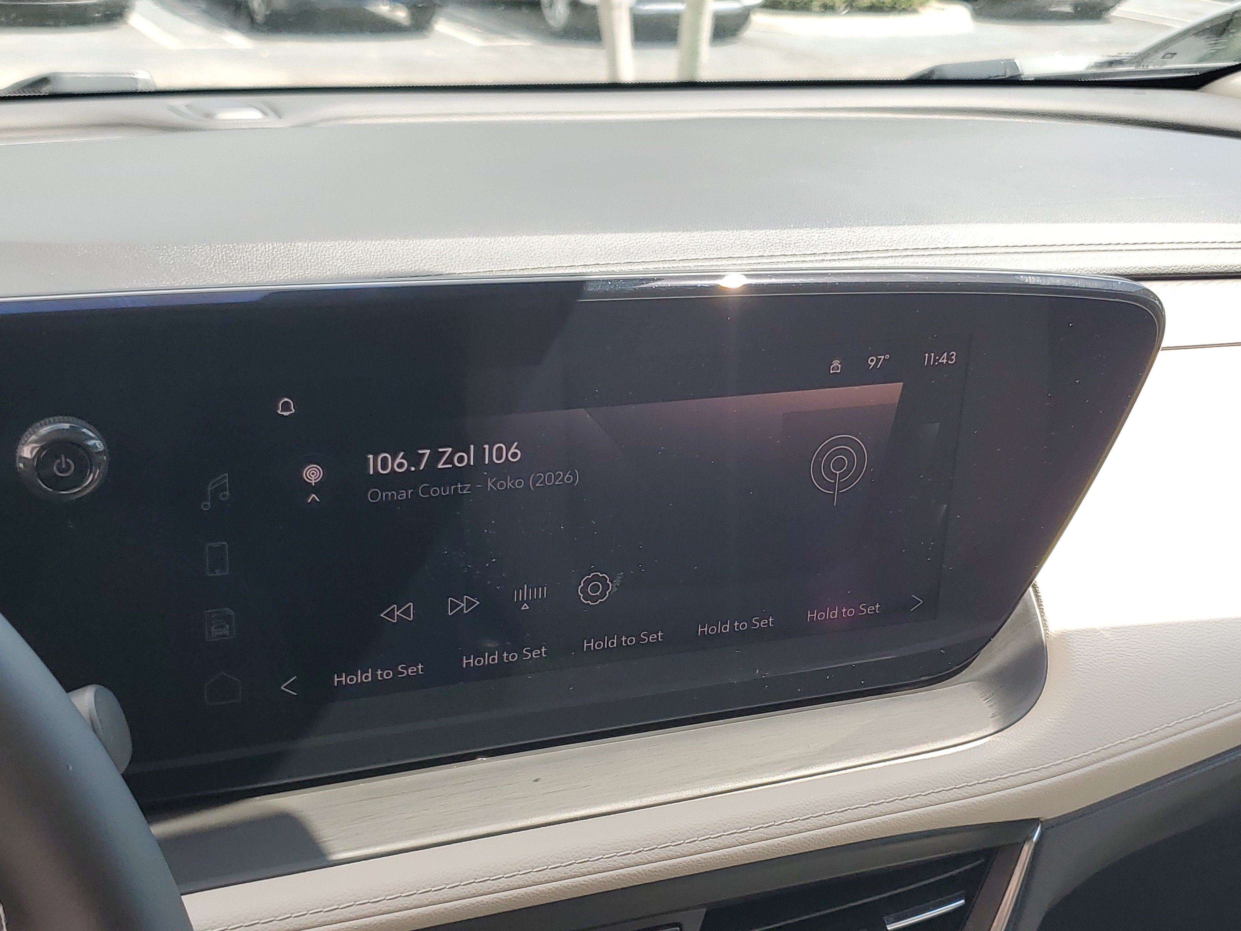 Certified 2024 Buick Encore GX Preferred FWD image 25