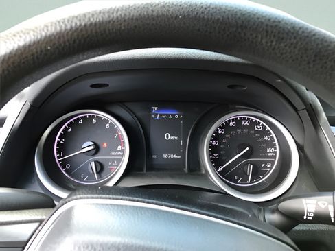 Used 2024 Toyota Camry LE FWD image 16