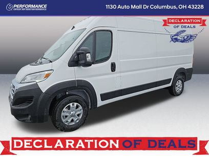 New 2025 RAM ProMaster 2500 w/ Quick Order Package 22G SLT