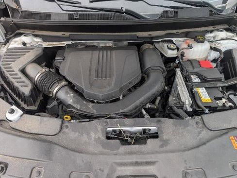 Used 2025 GMC Acadia Elevation AWD/4WD image 8