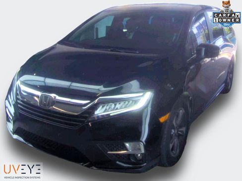 Used 2018 Honda Odyssey Touring image 1