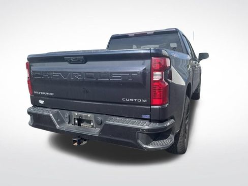 Used 2022 Chevrolet Silverado 1500 Custom AWD/4WD image 5