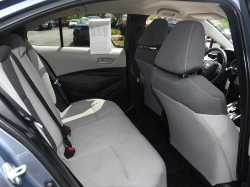Certified 2022 Toyota Corolla LE FWD image 17