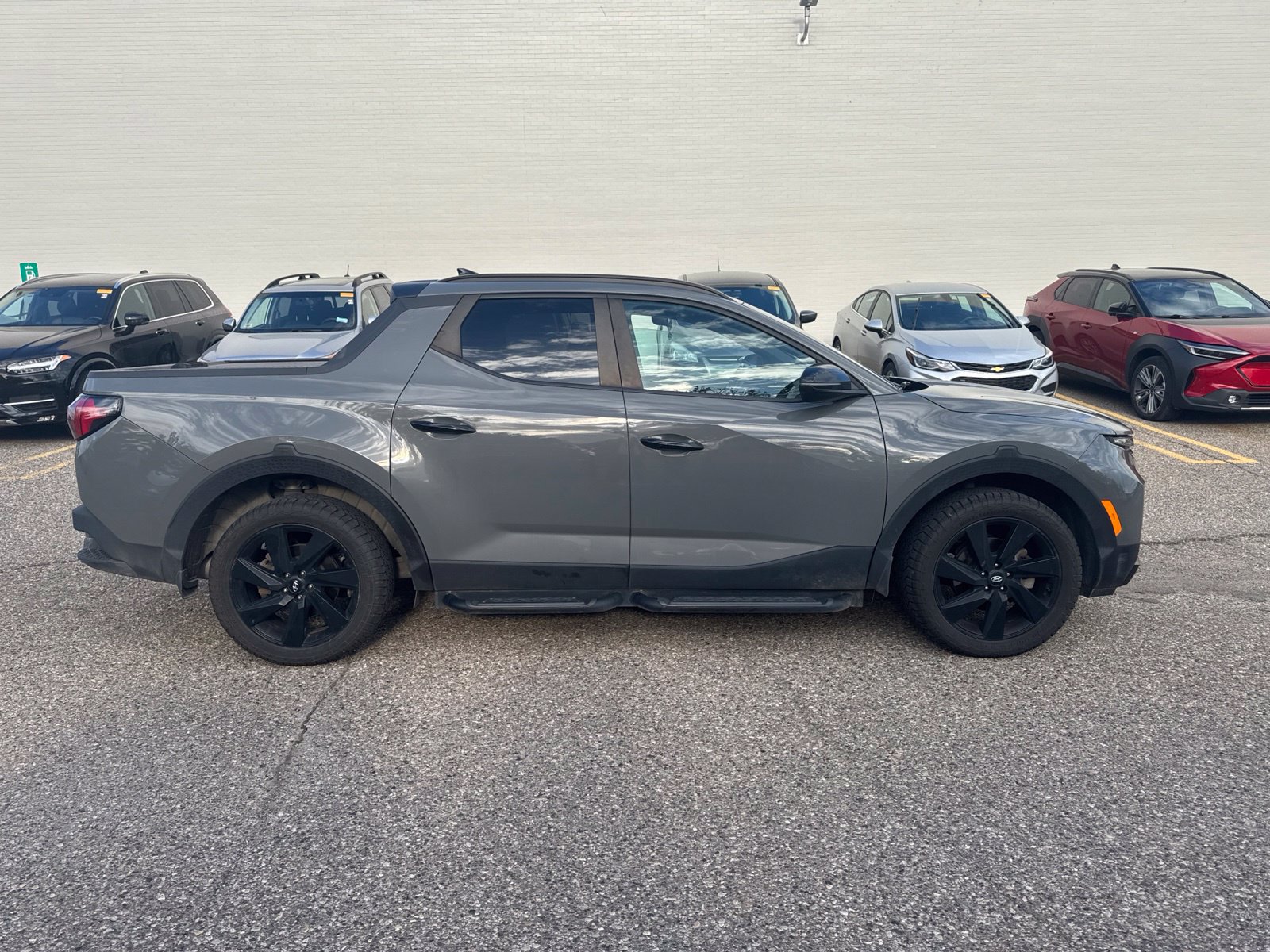 Used 2023 Hyundai Santa Cruz Night w/ Cargo Package AWD/4WD image 5