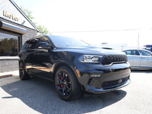 Used 2021 Dodge Durango R/T w/ Tow 'N Go Package AWD/4WD image 3