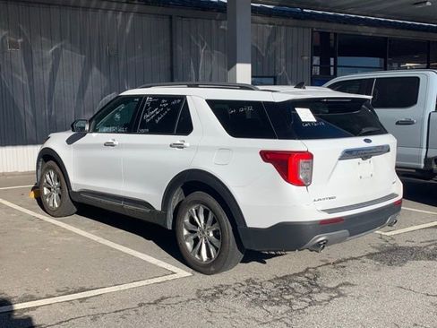 Used 2024 Ford Explorer Limited image 20