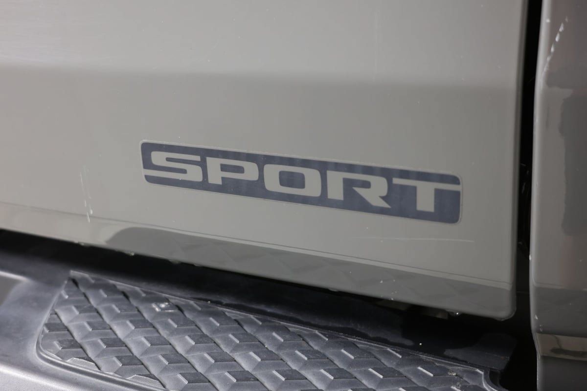 Used 2021 Jeep Gladiator Sport AWD/4WD image 14