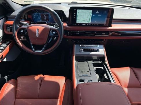 New 2026 Lincoln Aviator Reserve w/ Luxury Package image 13