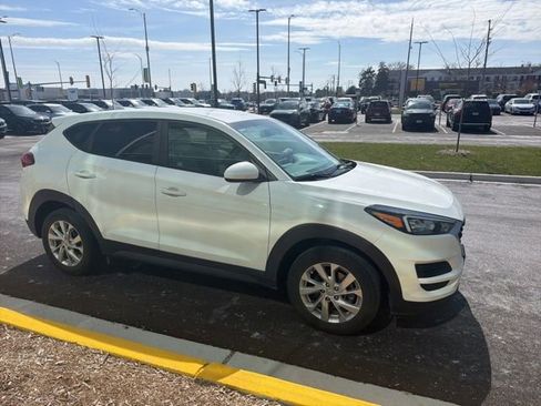 Used 2020 Hyundai Tucson SE w/ Cargo Package image 8