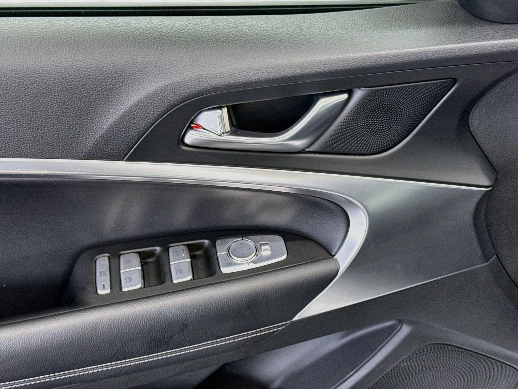 Used 2026 Genesis G70 2.5T RWD image 15