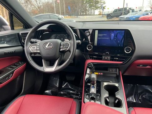 Used 2025 Lexus NX 250 FWD w/ Premium Package image 17
