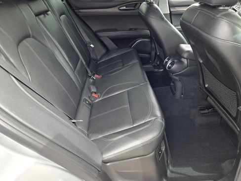 Used 2018 Alfa Romeo Stelvio Ti AWD/4WD image 14