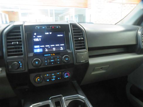 Used 2019 Ford F150 XL w/ Equipment Group 101A Mid AWD/4WD image 35