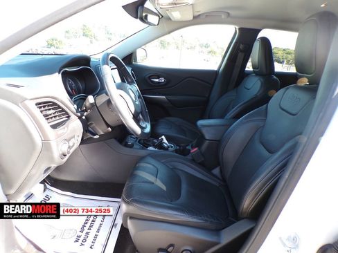 Used 2020 Jeep Cherokee Limited image 24