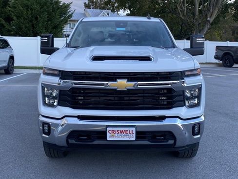 Used 2024 Chevrolet Silverado 3500 LT w/ Convenience Package image 8