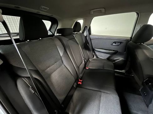 Used 2023 Nissan Rogue SV AWD/4WD image 12