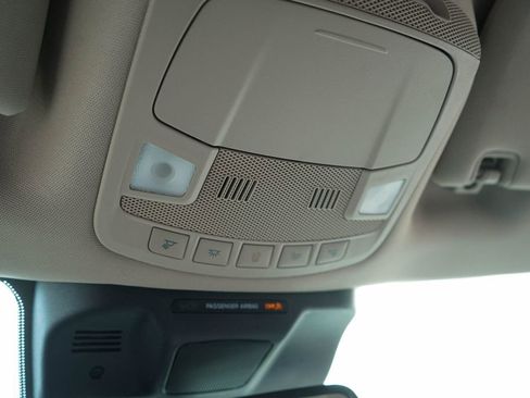 Used 2024 Ford Expedition Max XLT image 29