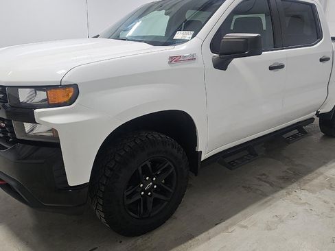 Used 2022 Chevrolet Silverado 1500 Custom Trail Boss w/ LPO, Dark Essentials Package AWD/4WD image 1