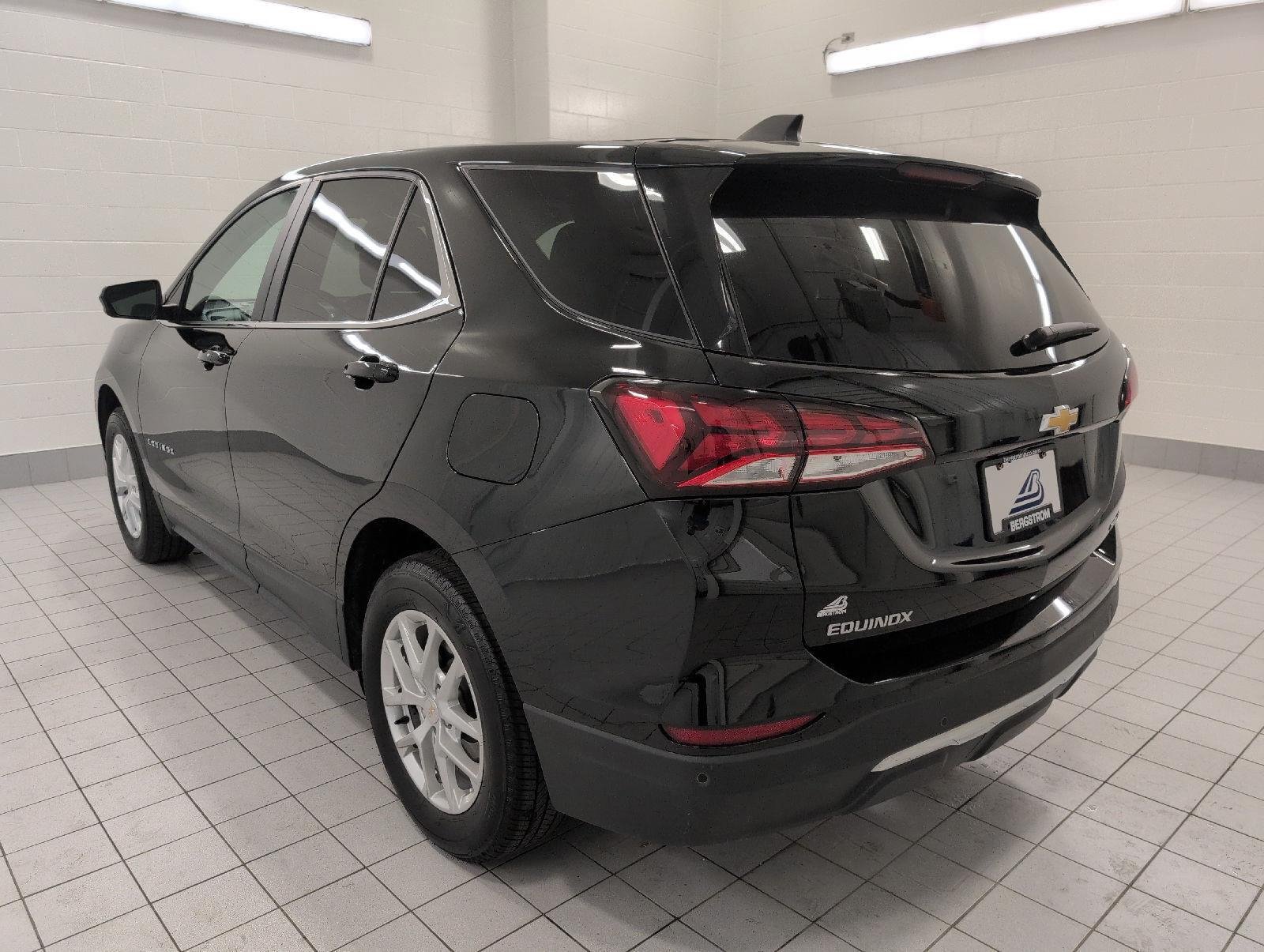 Used 2024 Chevrolet Equinox LT AWD/4WD image 20