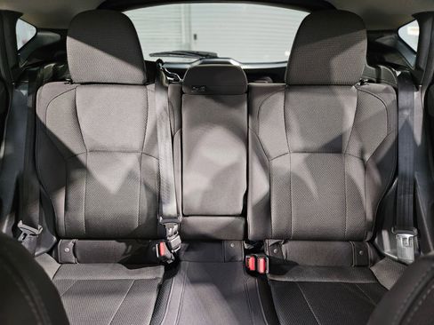 Used 2024 Subaru Crosstrek 2.0i Premium image 13