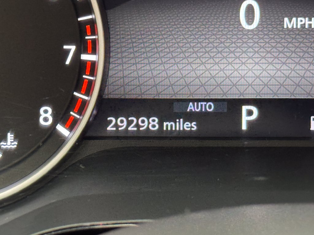 Used 2024 Nissan Pathfinder SL AWD/4WD image 17