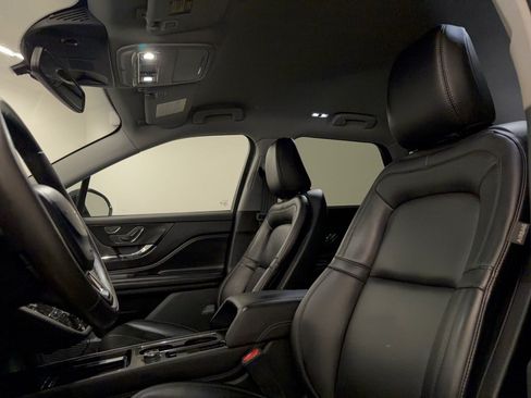 Used 2022 Lincoln Corsair FWD image 5
