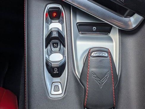 Used 2022 Chevrolet Corvette Stingray Convertible w/ 1LT RWD image 12