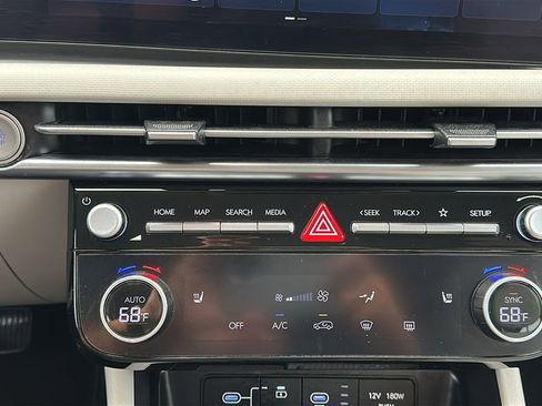 Used 2025 Hyundai Tucson SEL image 25