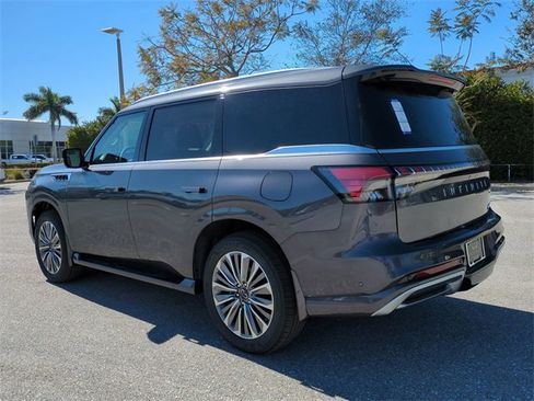 New 2026 INFINITI QX80 Luxe image 6